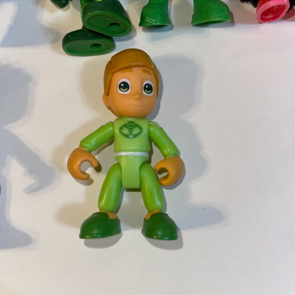 PJ Masks Frog Box Owlette Gekko Amaya Connor Greg Figures Lot 3" - Picture 7 of 9